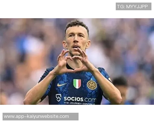 国米深入评估邓弗里斯战术价值佩里西奇仍在引援目标之列