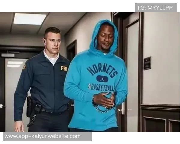 美网友热议快船教练泰伦卢涉赌事件引发热议球队前景堪忧