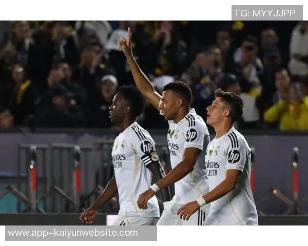 旧将直言皇马防线崩溃仅姆巴佩与库尔图瓦全力以赴 旧将直言皇马防线崩溃仅姆巴佩与库尔图瓦全力以赴