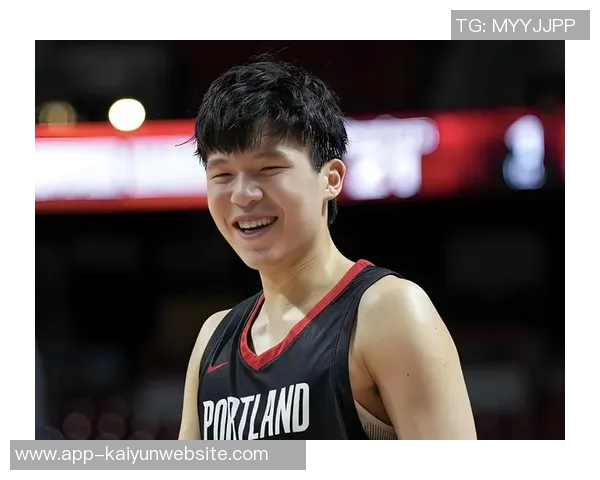 杨瀚森偏爱慢节奏与高位发牌但阿夫迪亚与夏普掌控球权 杨瀚森偏爱慢节奏与高位发牌但阿夫迪亚与夏普掌控球权