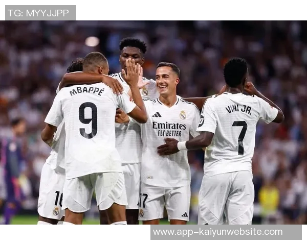 皇马11月最佳球员候选名单揭晓姆巴佩库尔图瓦维尼修斯争夺荣誉